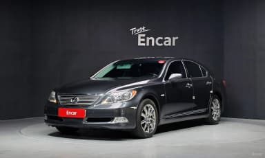 LS460