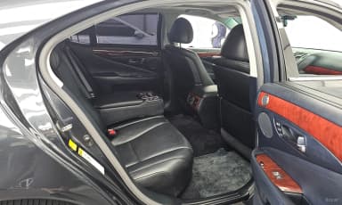 LS460