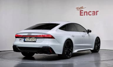 RS7 (4K)