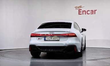 RS7 (4K)