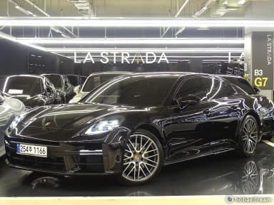 Panamera (976)