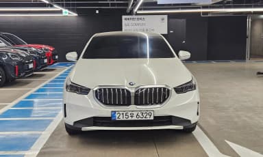 5 Series (G60)
