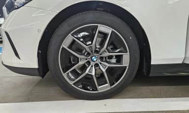 5 Series (G60)