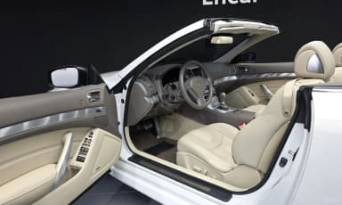 G37