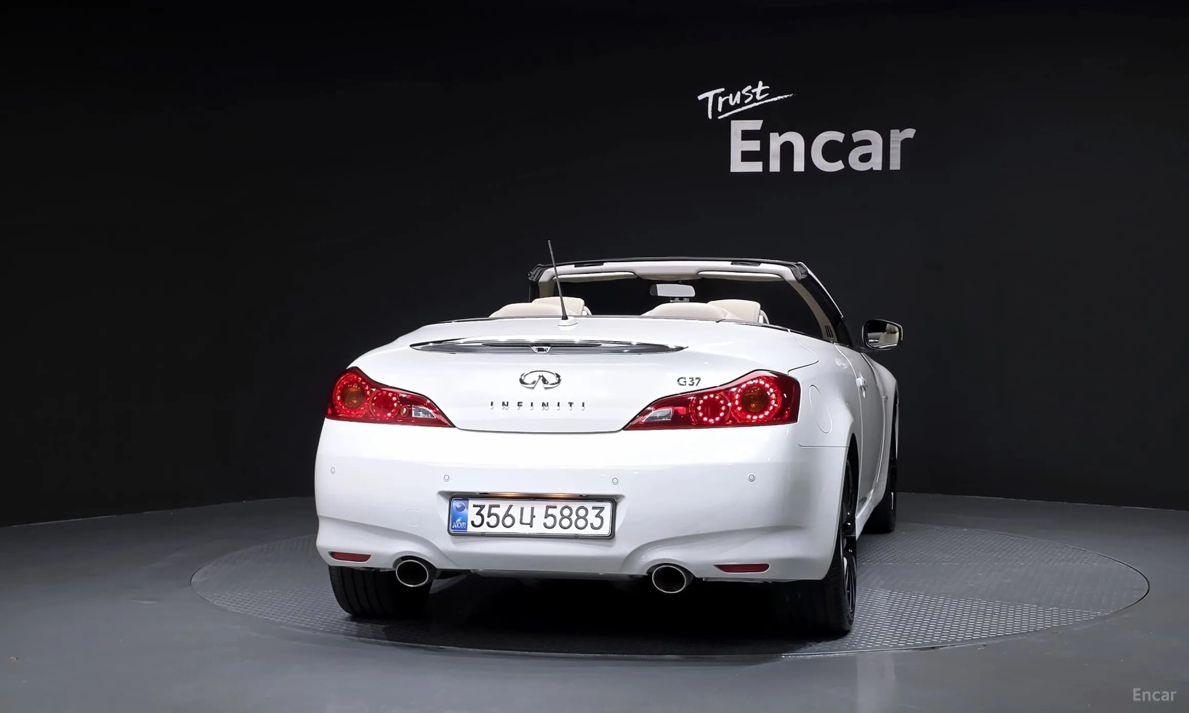 G37