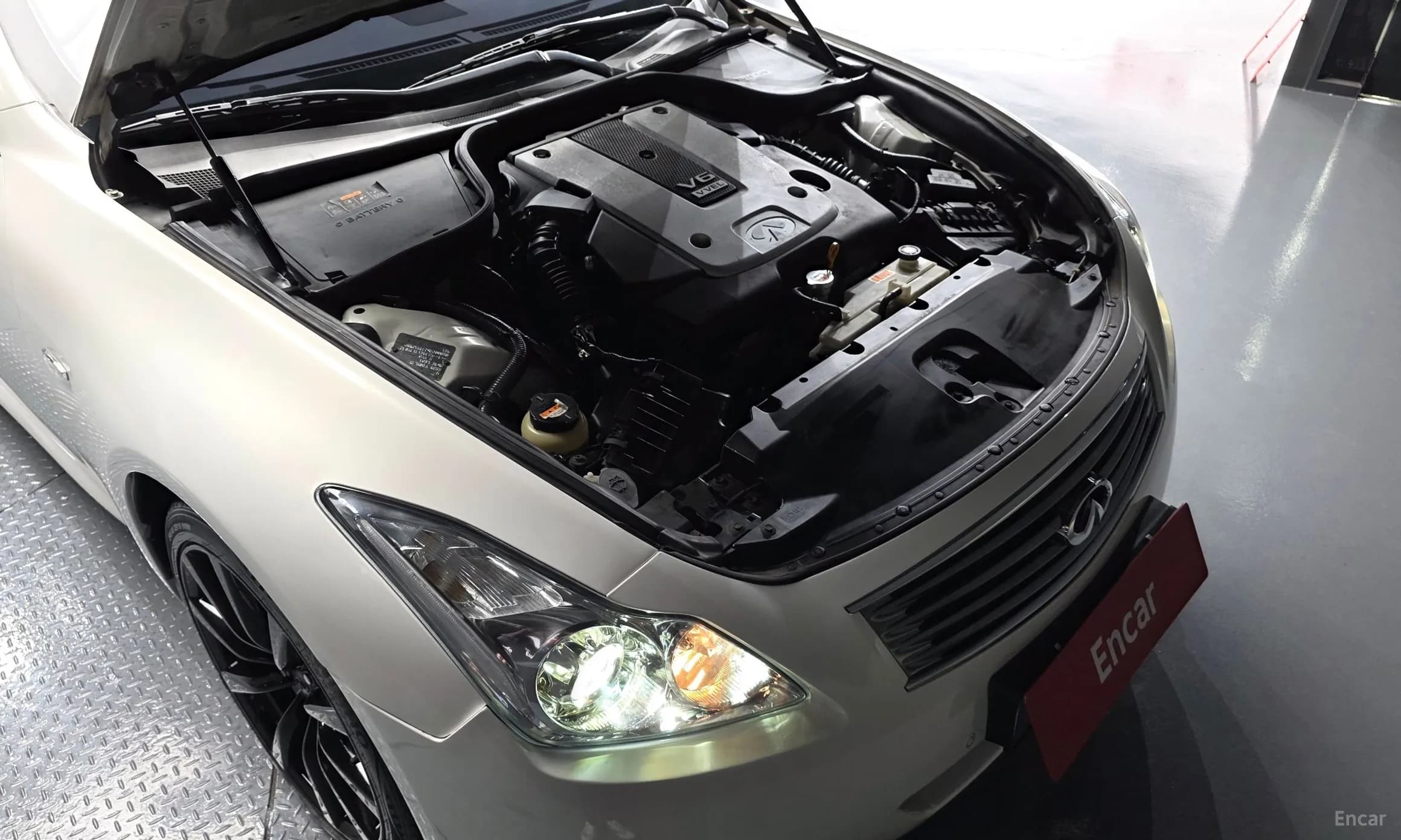 G37