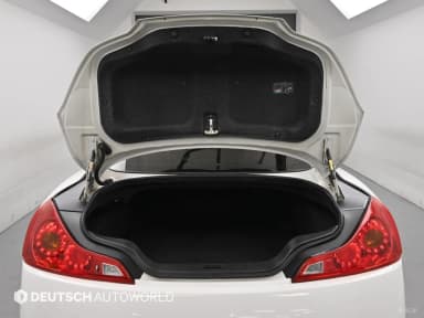 G37