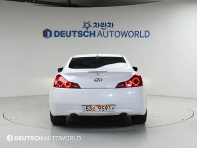 G37