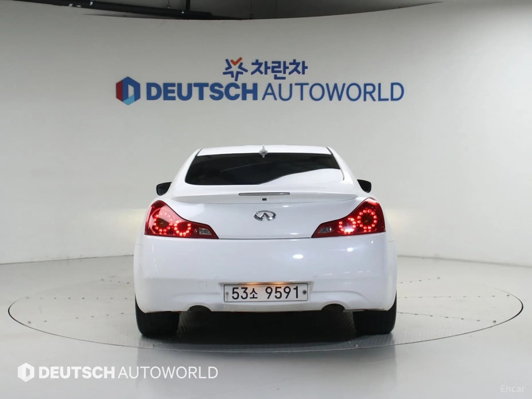 G37