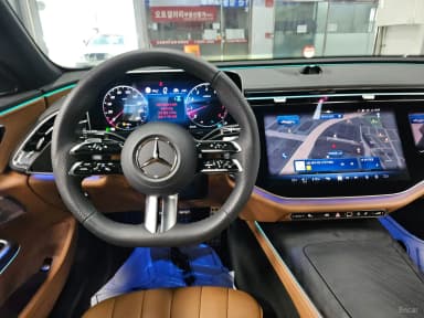 E-Class W214