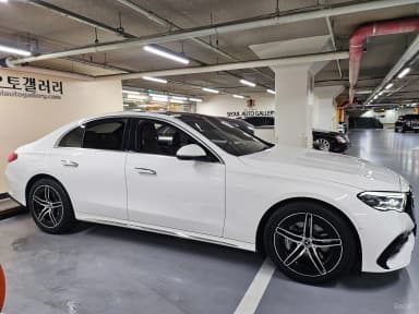 E-Class W214