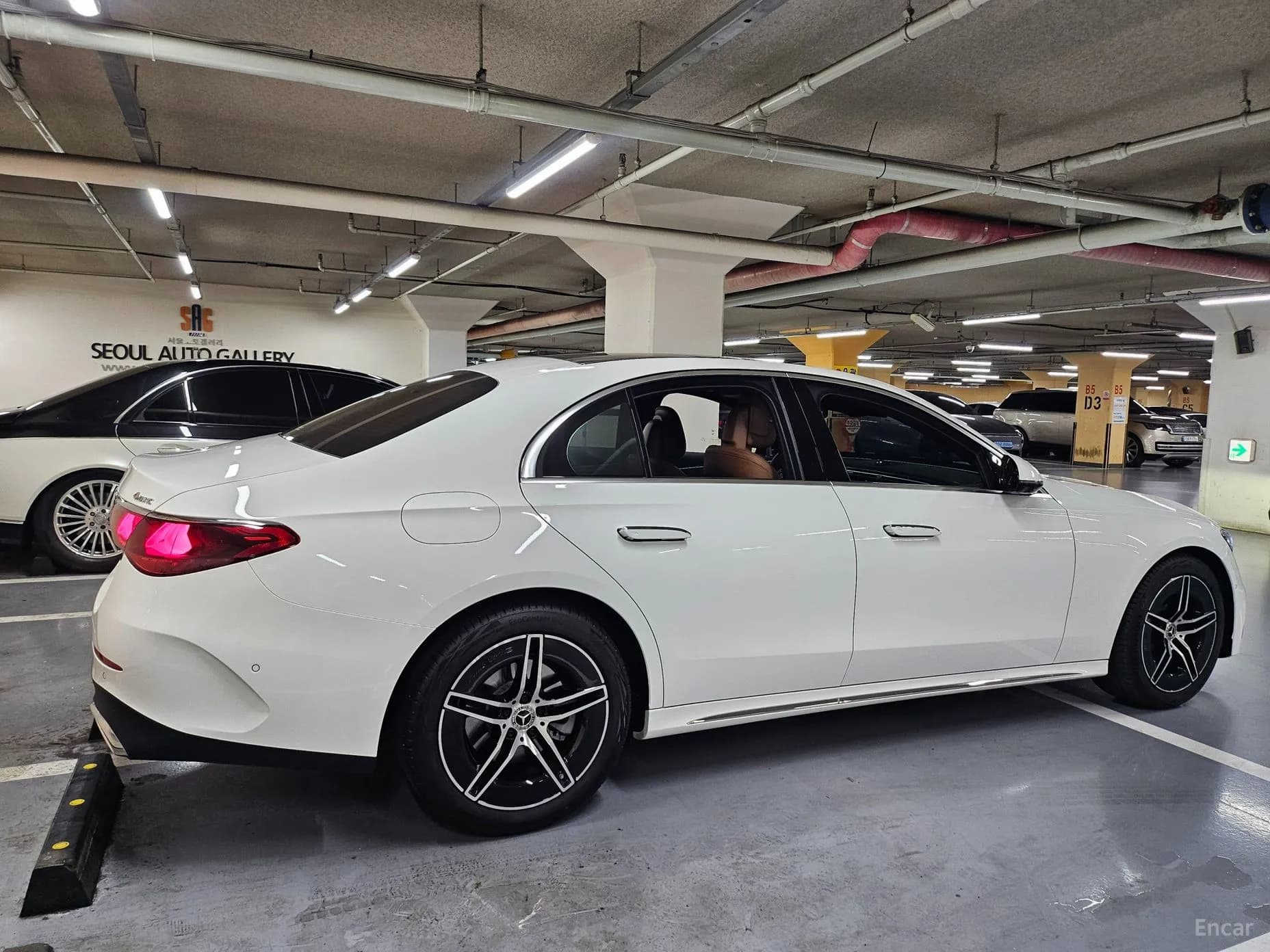 E-Class W214