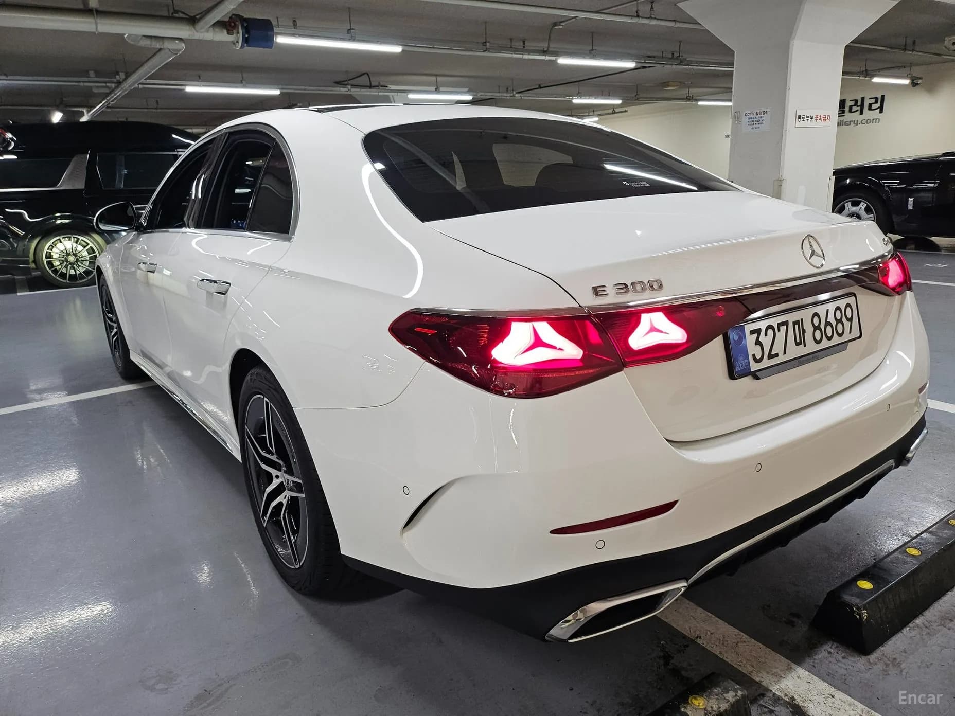 E-Class W214