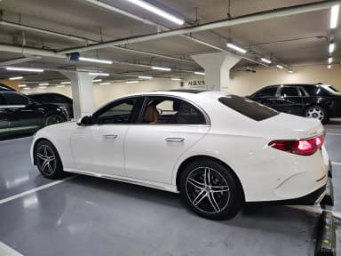 E-Class W214