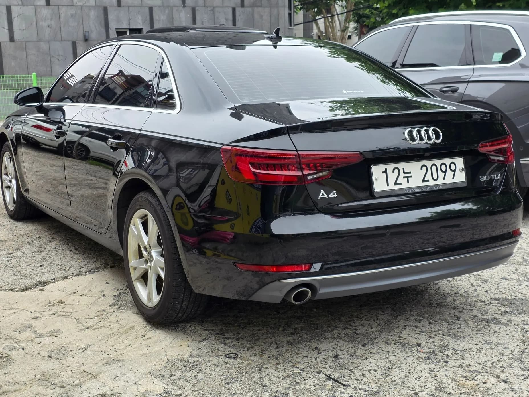 A4 (B9)