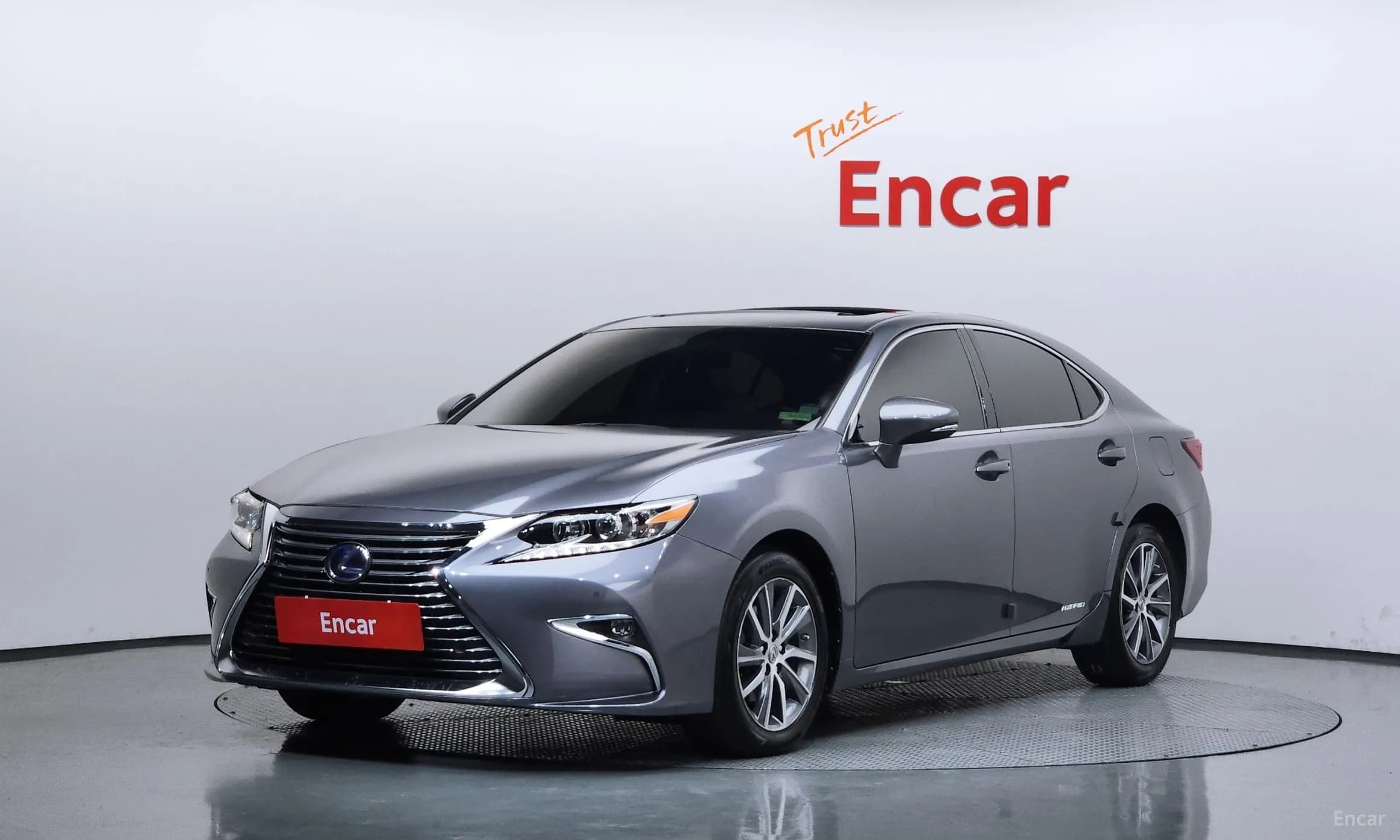 New ES300h