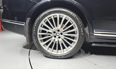 X7 (G07)
