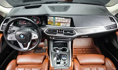 X7 (G07)