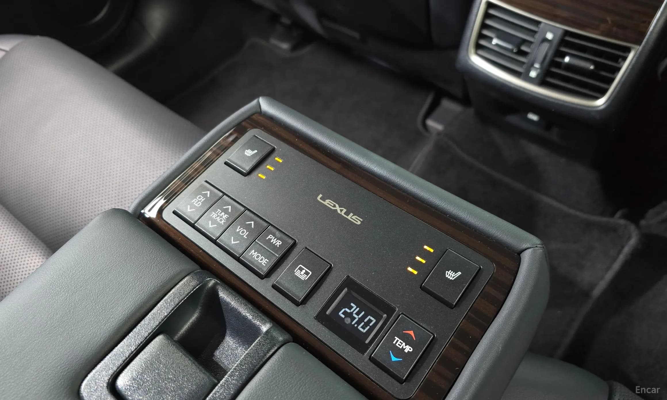 New ES300h