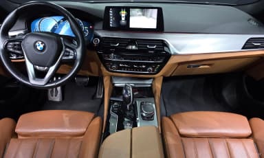 5 Series (G30)