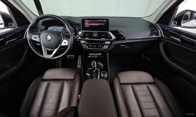 X3 (G01)