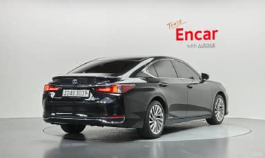 ES300h 7th Generation