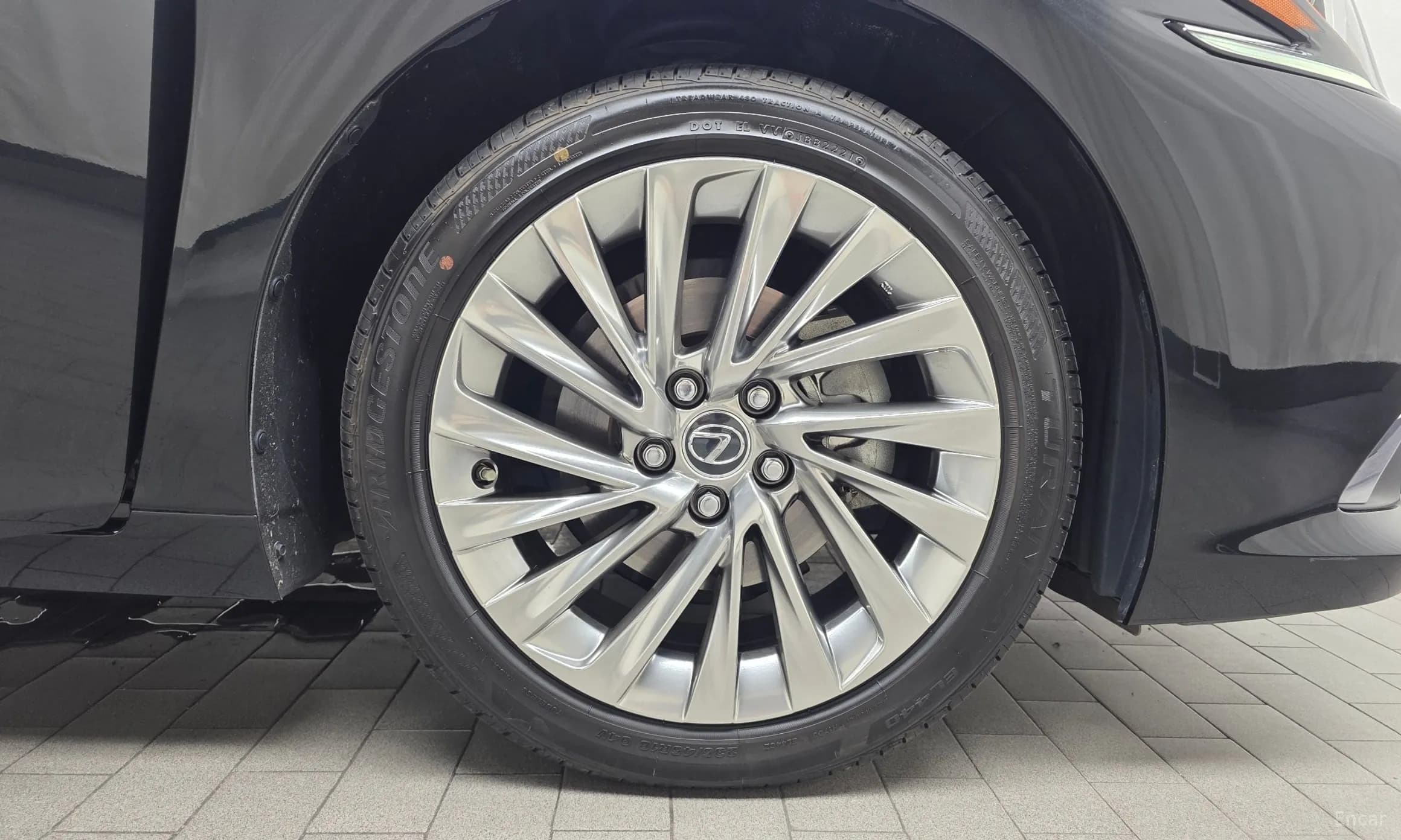 ES300h 7th Generation