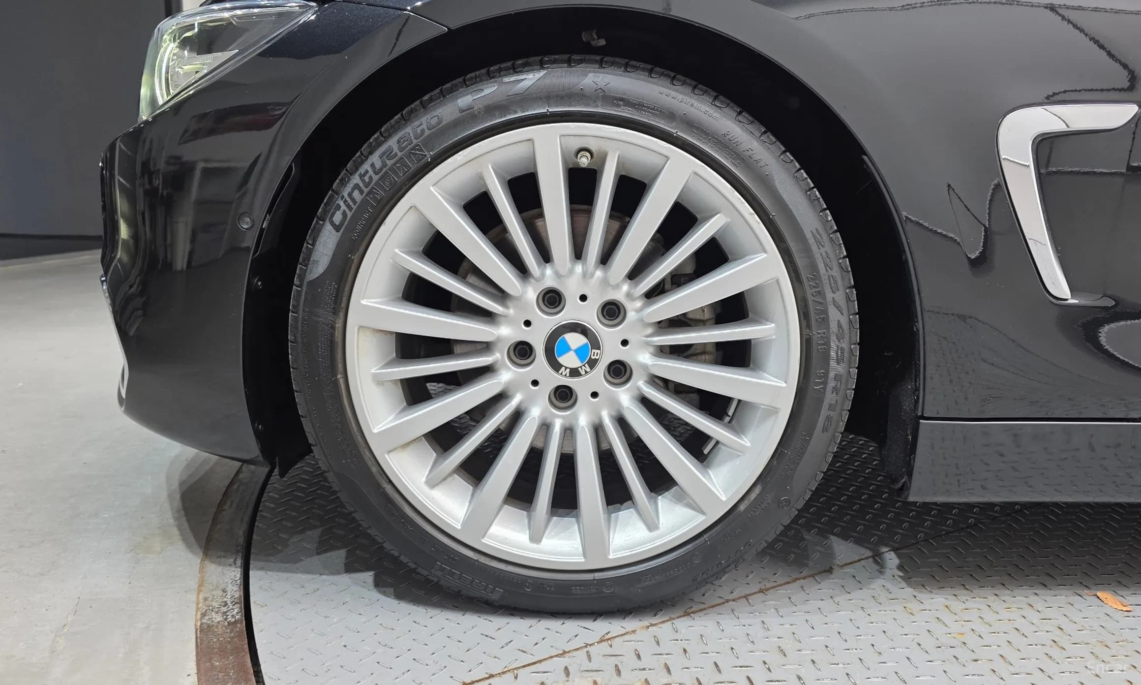 Series 4 (F32)