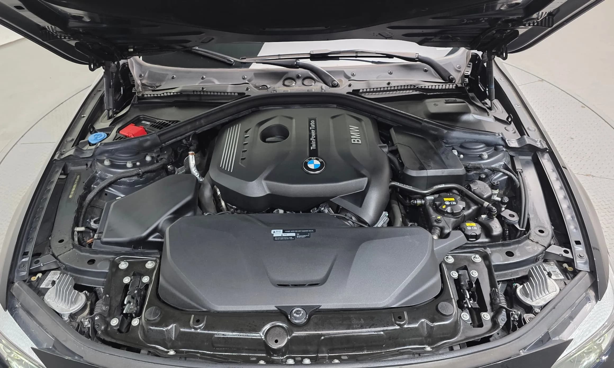Series 4 (F32)