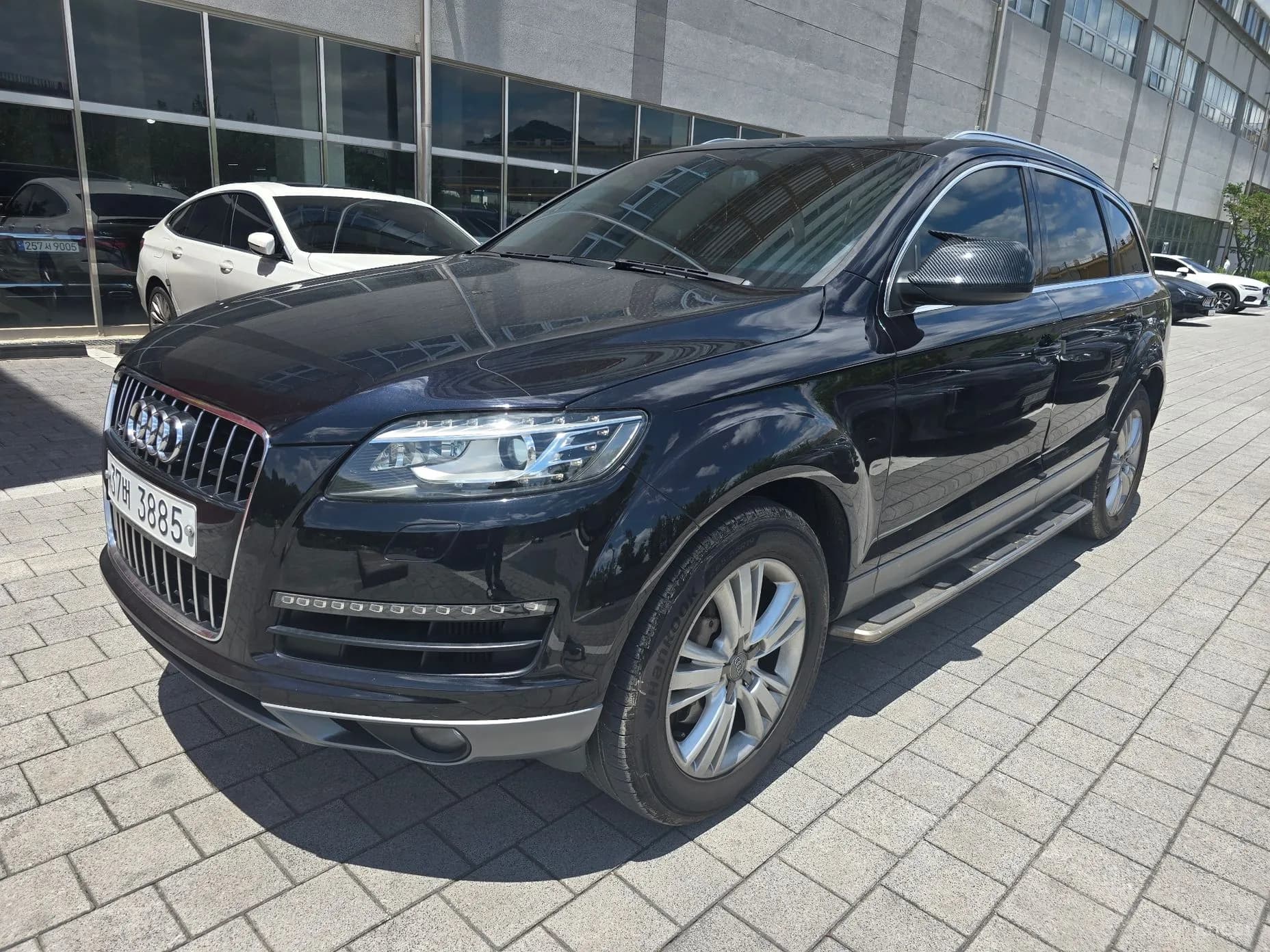 Q7