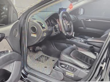 Q7