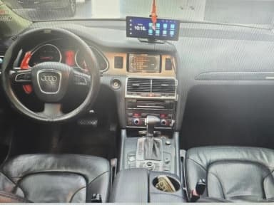 Q7