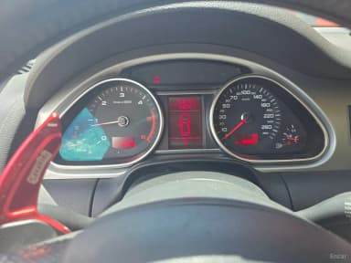 Q7