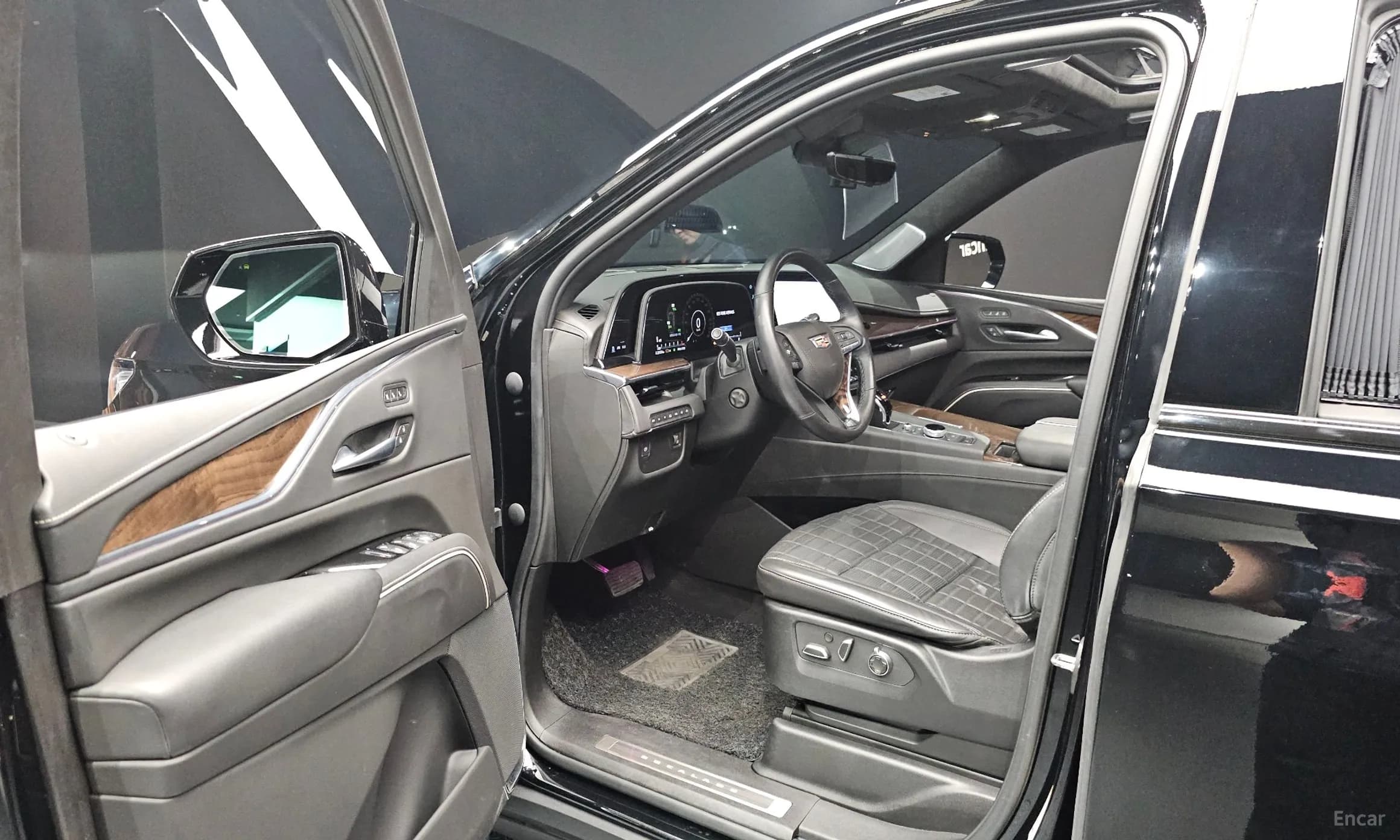 Escalade 5th Generation