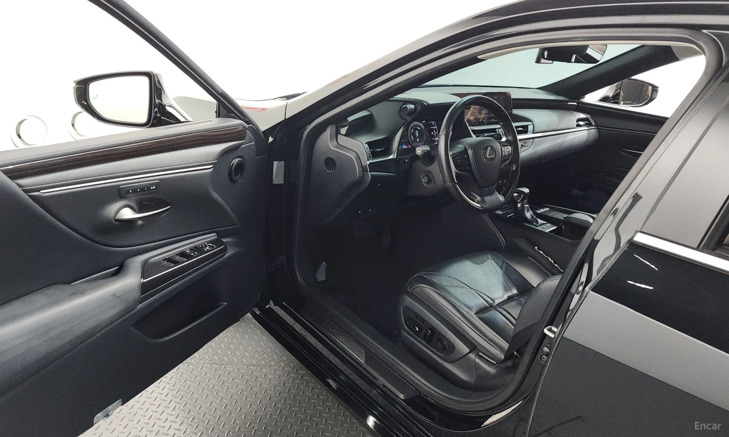 ES300h 7th Generation