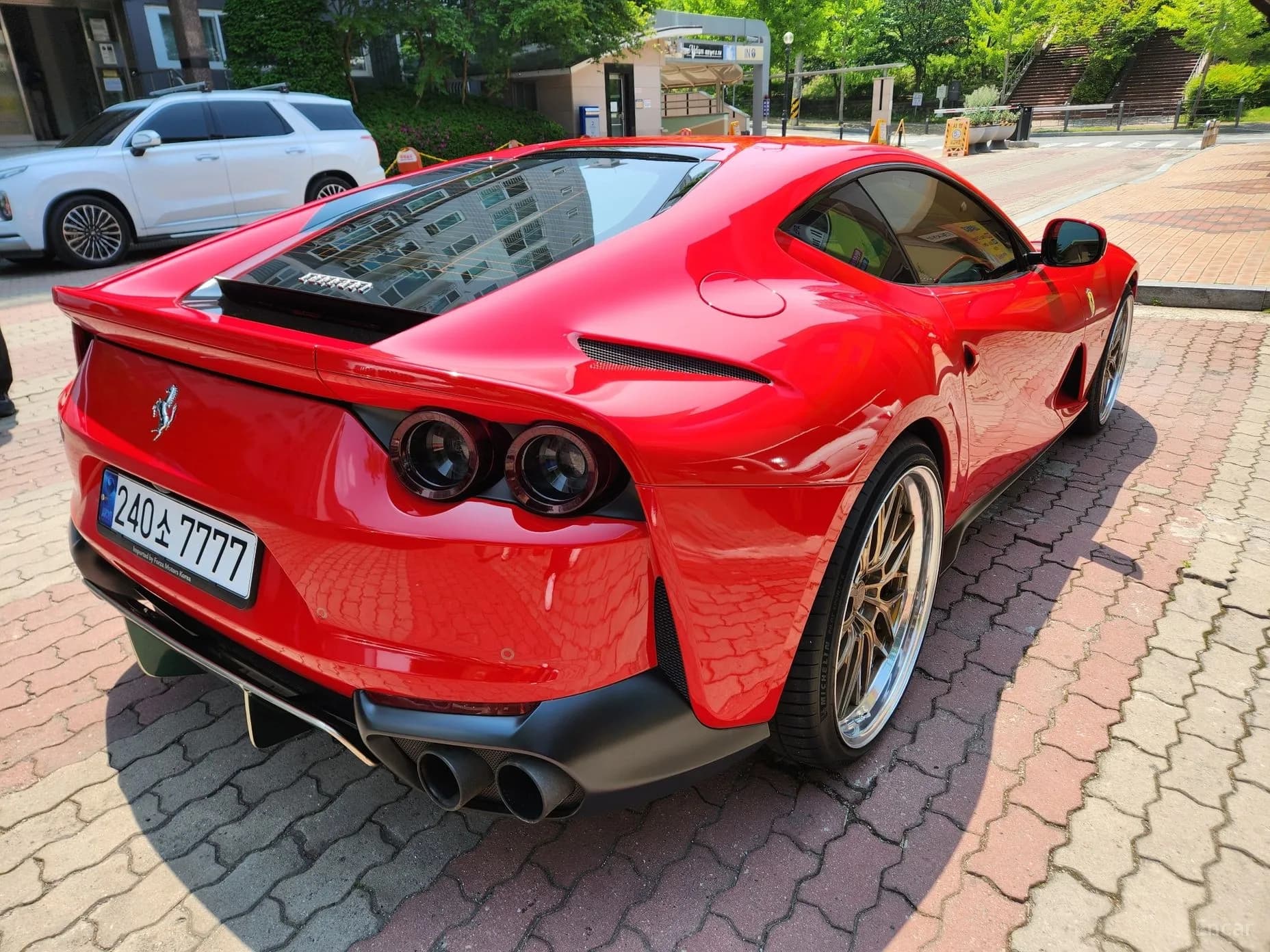 812 Superfast