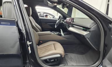 5 Series (G60)