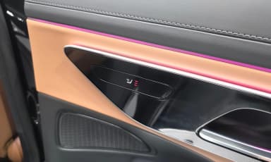 E-Class W214