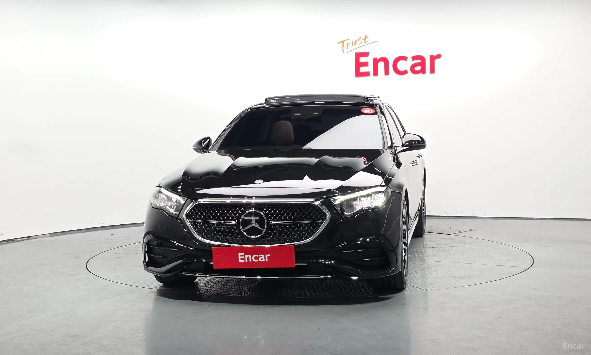 E-Class W214