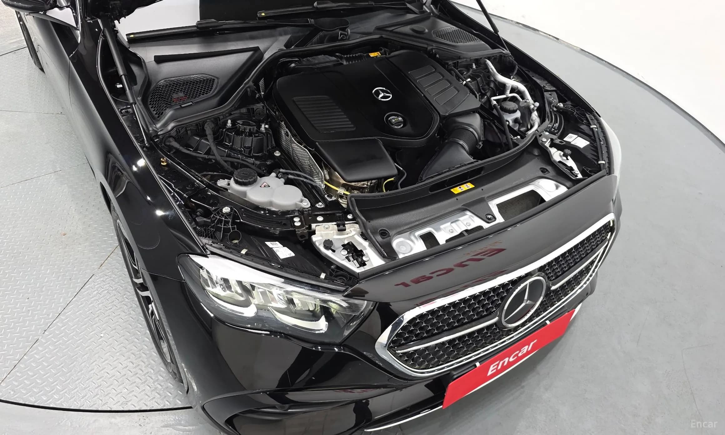 E-Class W214