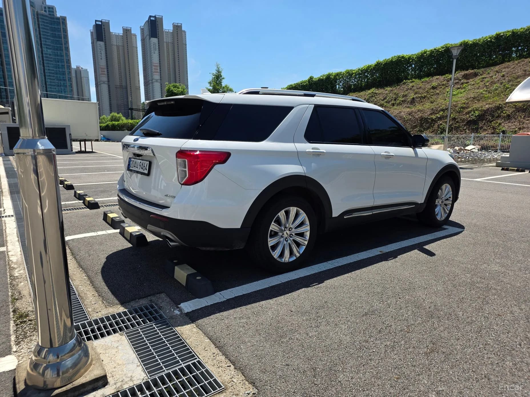 Explorer 6th Generation