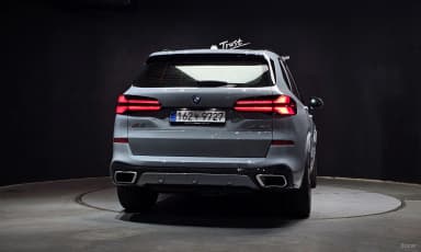 X5 (G05)