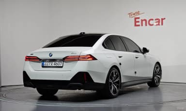 5 Series (G60)