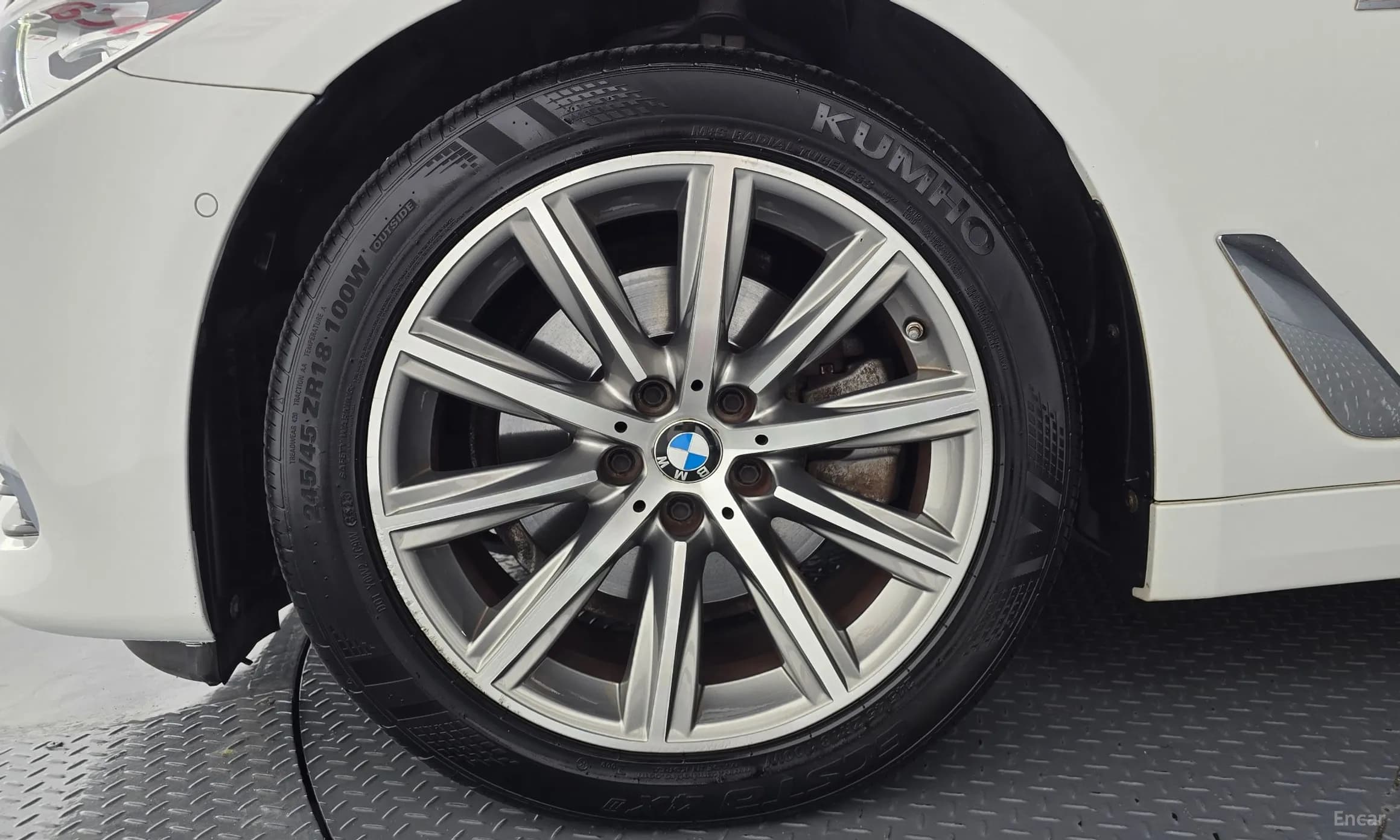 5 Series (G30)