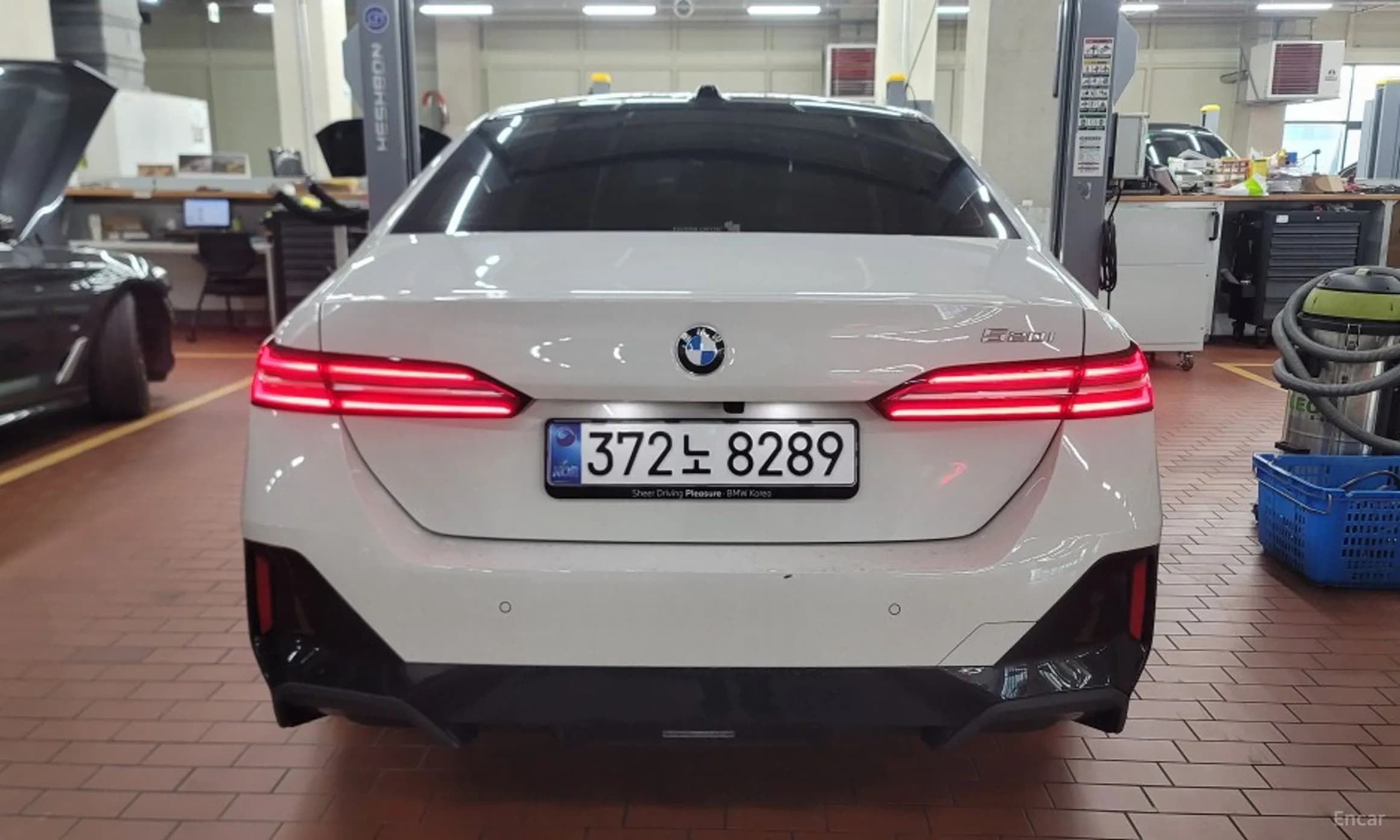 5 Series (G60)