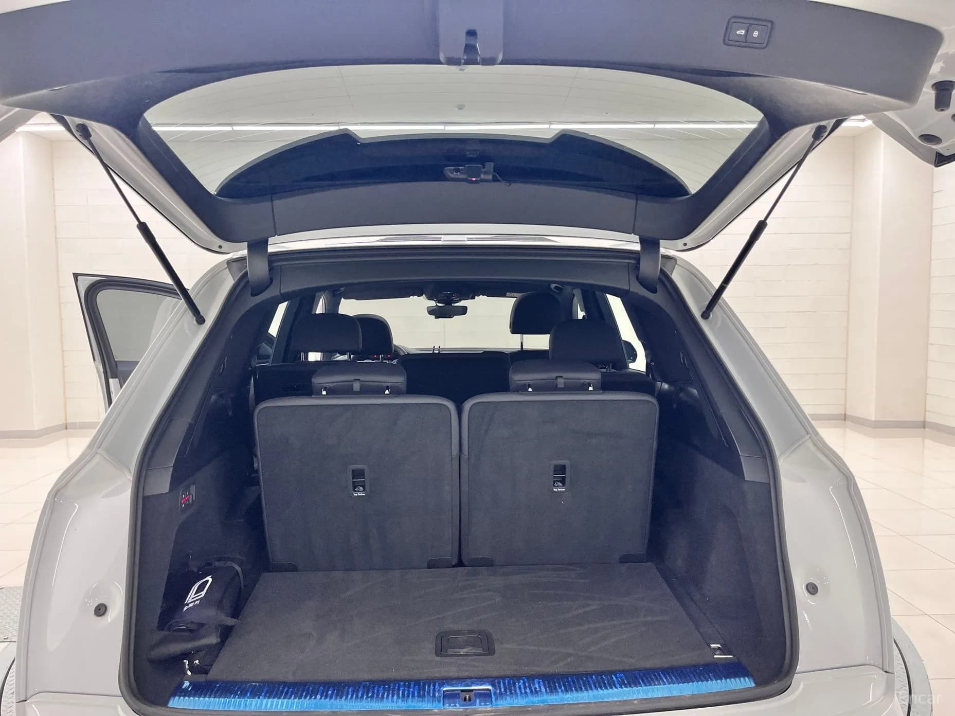 Q7 (4M)