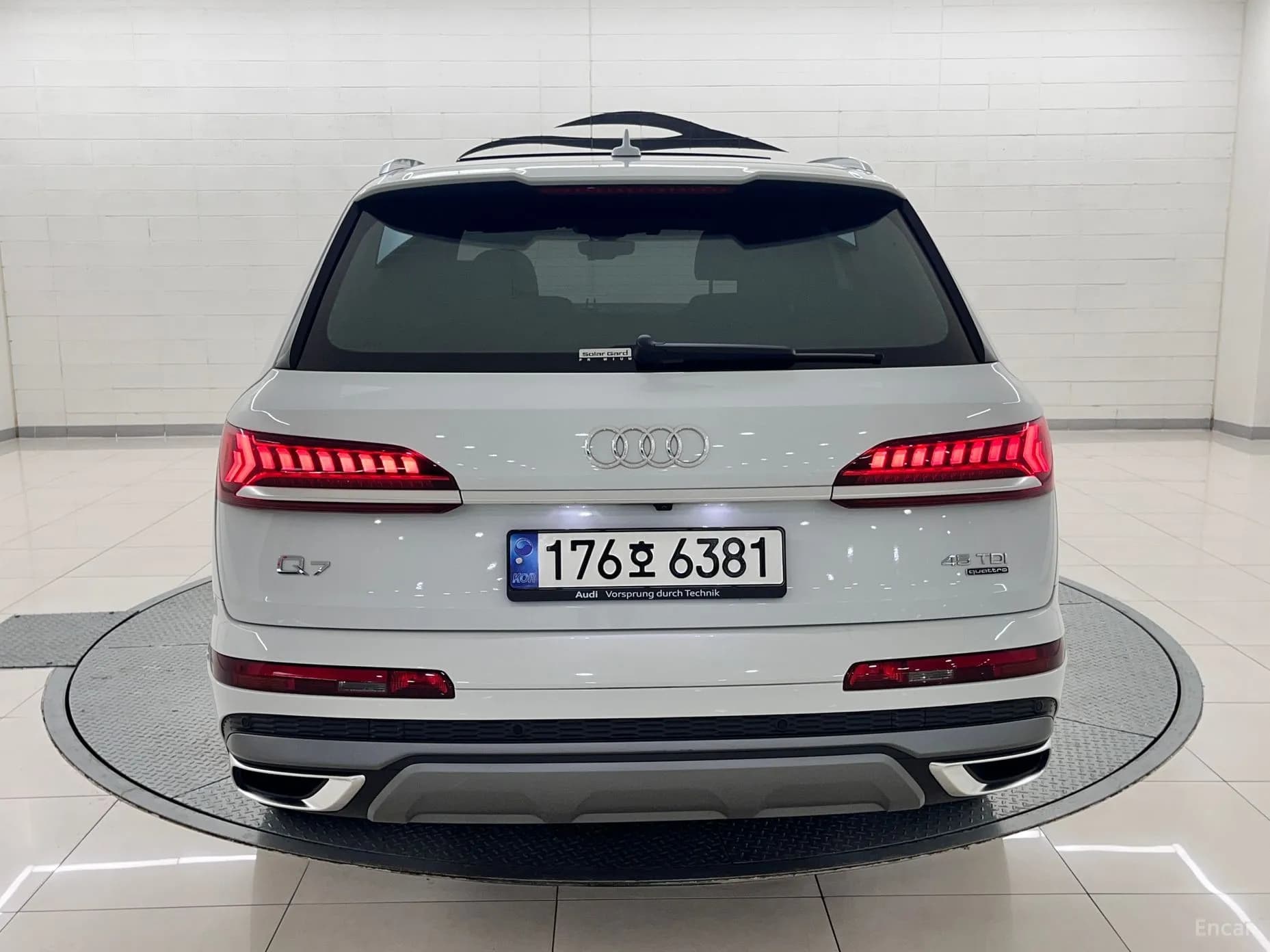 Q7 (4M)