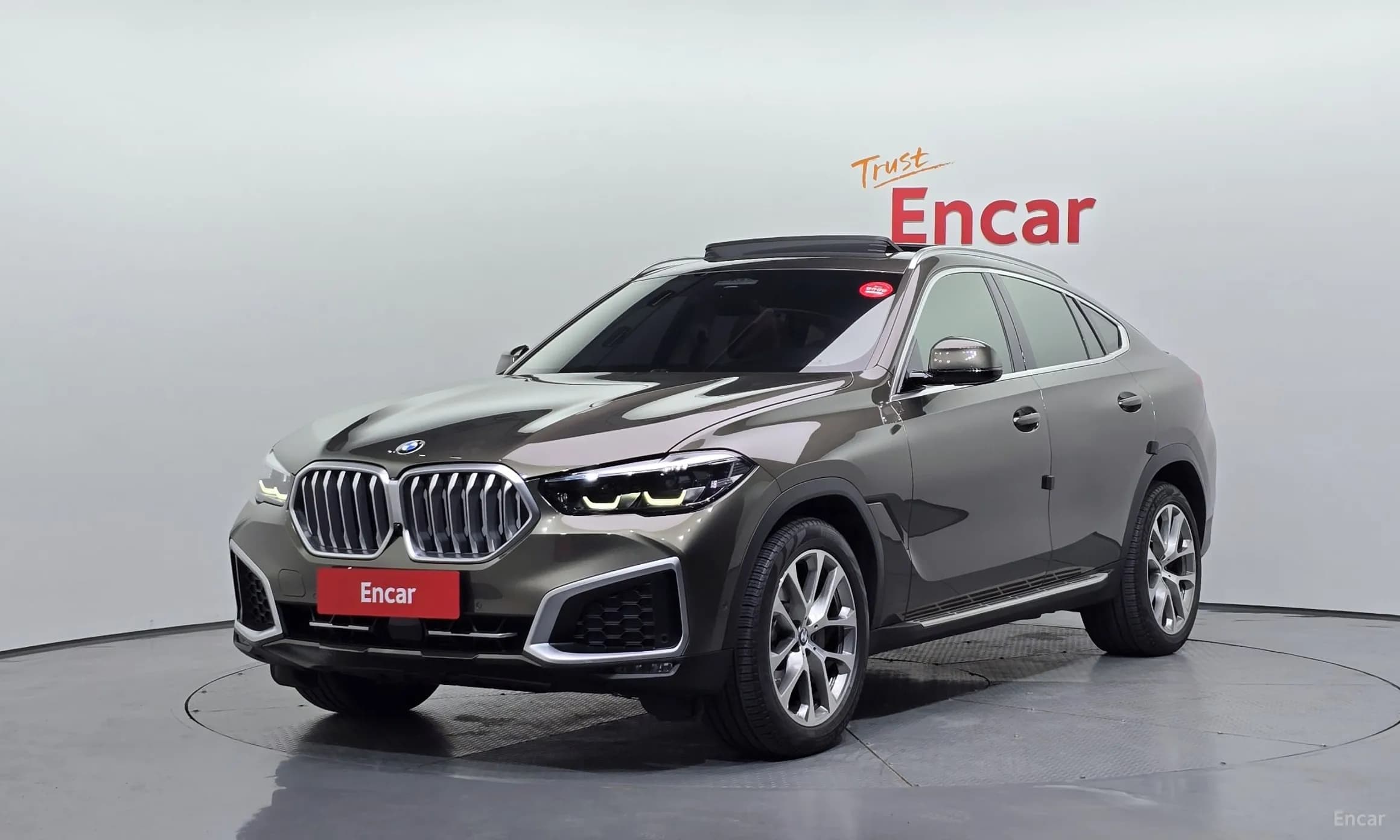 X6 (G06)