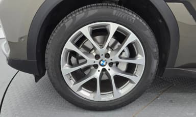 X6 (G06)