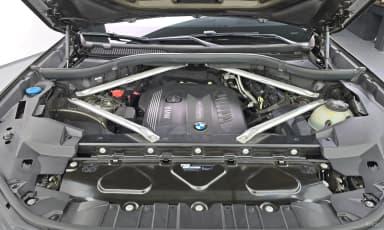X6 (G06)